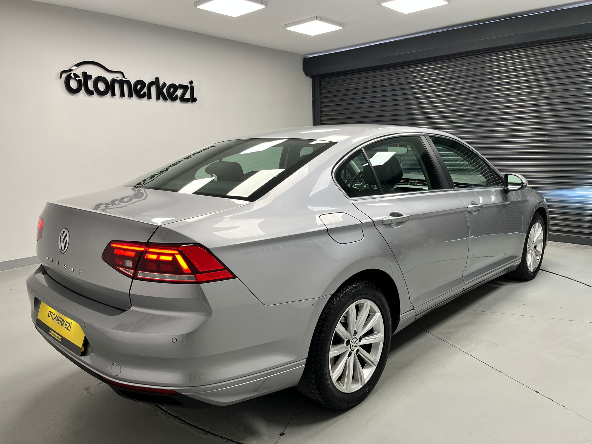 VOLKSWAGEN PASSAT 3